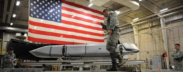 us-nuclear-weapon us-nuclear-weapon